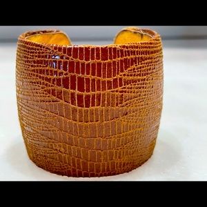 Ted Rossi leather cuff